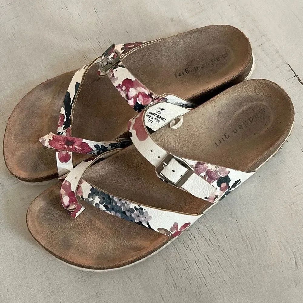 Madden Girl  FLORAL  Sandals